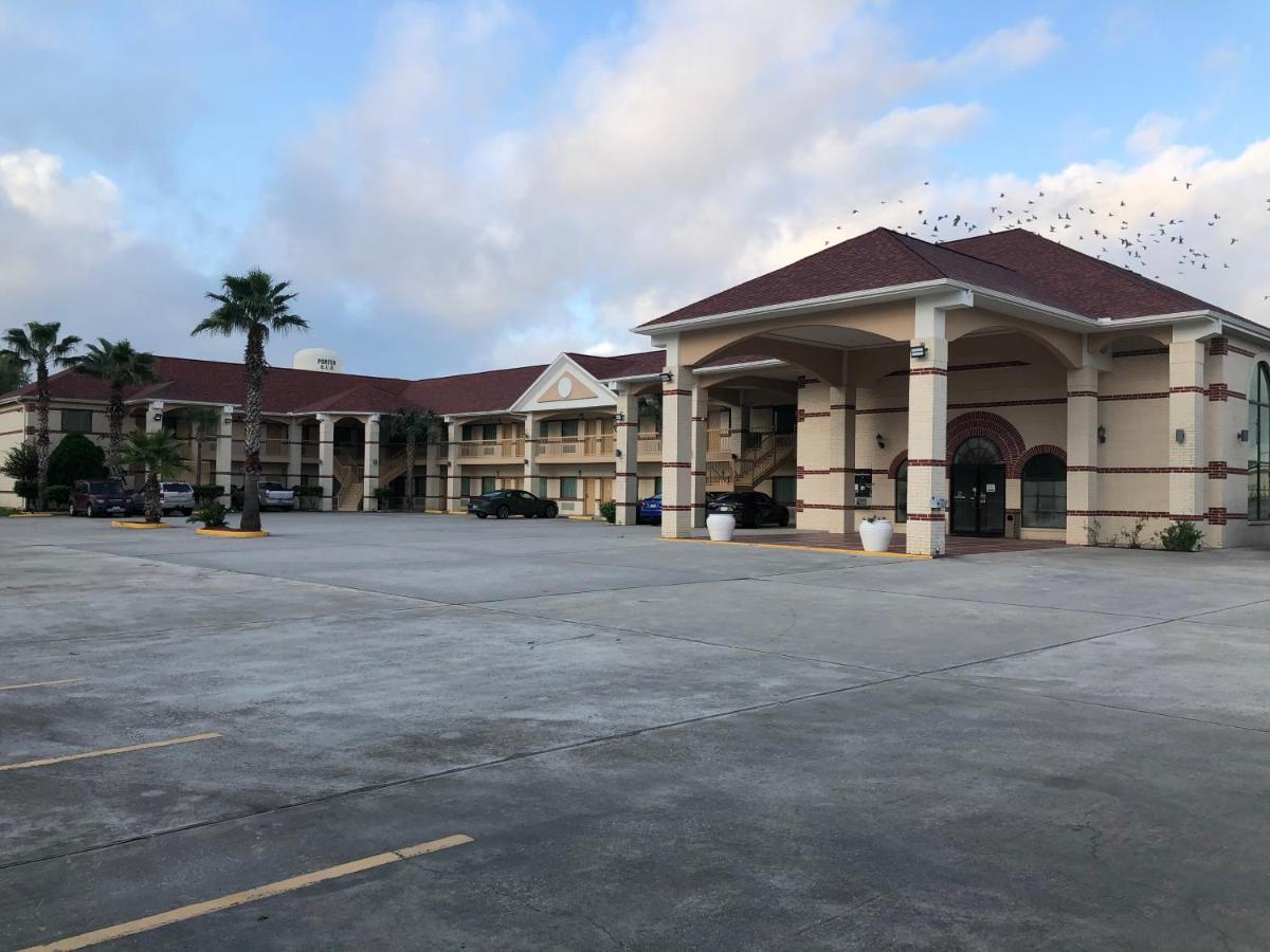 Porter Executive Inn & Suites Exterior photo